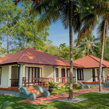 Dhathri Ayurveda Resort And Panchakarma Centre Kāyankulam Exterior foto