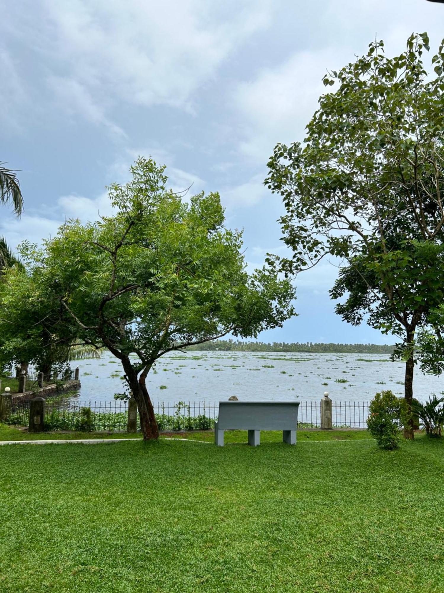 Dhathri Ayurveda Resort And Panchakarma Centre Kāyankulam Exterior foto